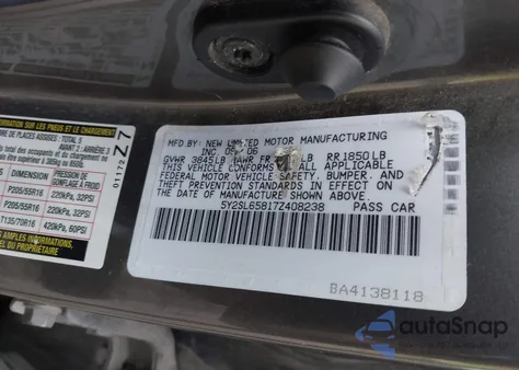 2007 Pontiac Vibe z USA, uszkodzony, nr VIN 5Y2SL65817Z408238